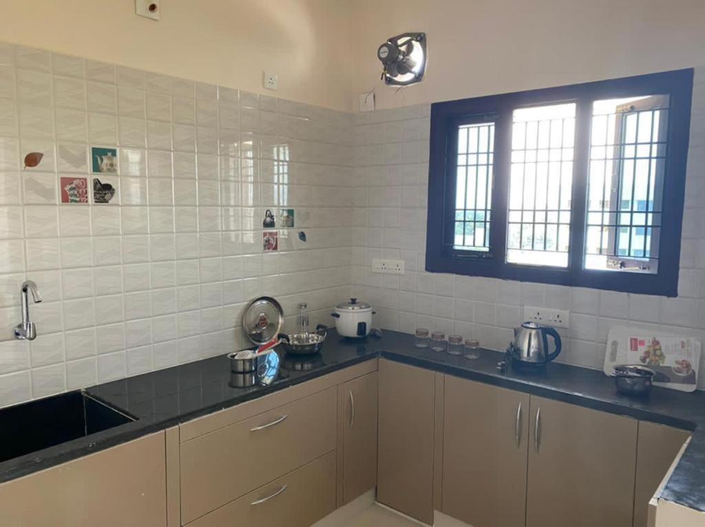 Om Srinivasa - Truly Homestay Tirupati Exterior photo